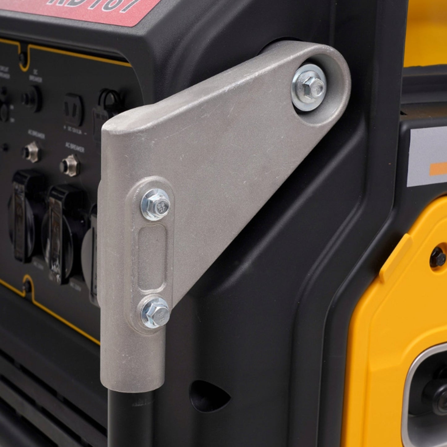 eMESERIASUL.RO Generator curent silentios profesional KRAFTMEN K187, 220V, 4 timpi, stabilizator tensiune (AVR), roti transport, POZA 8